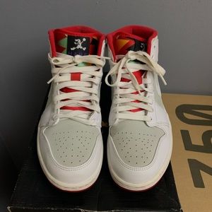 Air Jordan 1 Mid “Hare”
